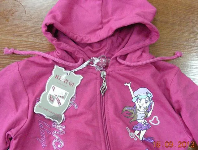 Set di abbigliamento per ragazze «Unknown» (Ke Yi Qi)