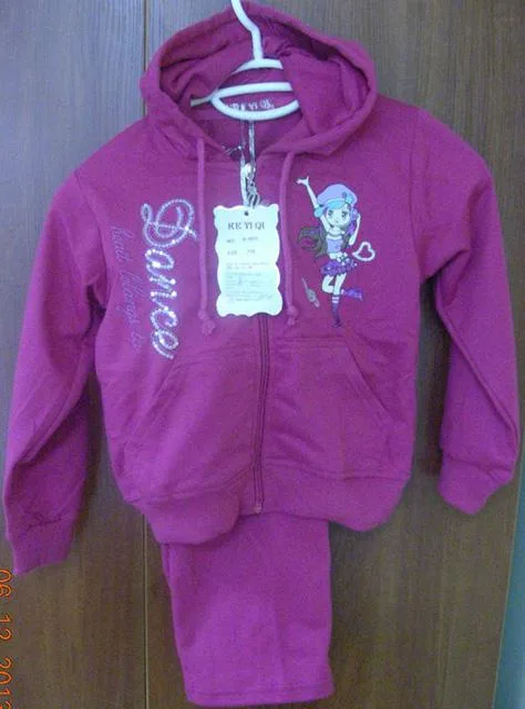 Set di abbigliamento per ragazze «Unknown» — foto 3 dell'alert A12/1977/13