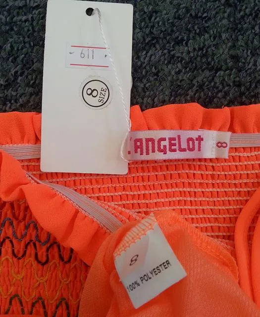Abito da ragazza «Unknown» (L' ANGELOT FASHION)