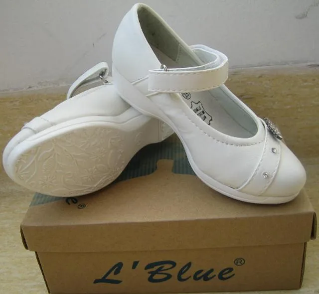 Scarpe da donna «Unknown» — foto 2 dell'alert A12/0685/13