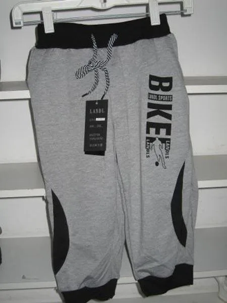 Pantaloni per bambini «Unknown» — foto 2 dell'alert A12/1153/15