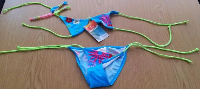 Bikini da ragazza «Unknown» (Leonado)