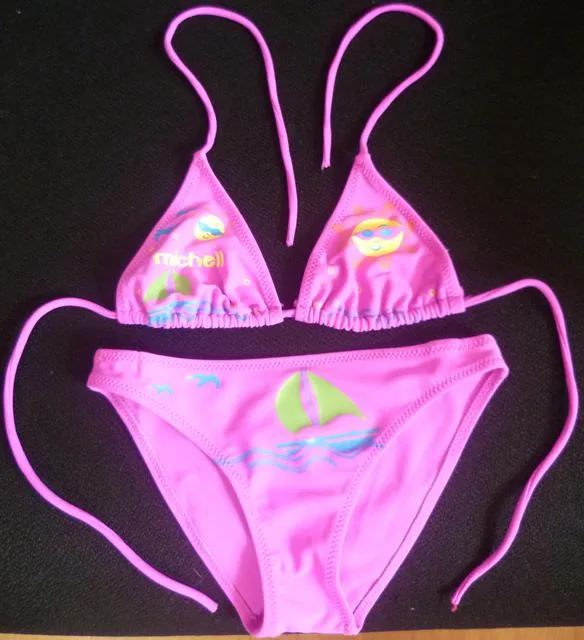 Bikini da ragazza «Unknown» — foto 2 dell'alert A12/1244/12