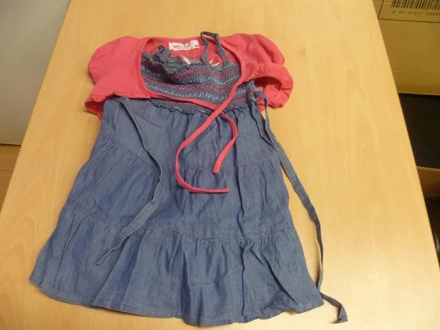 Abito da ragazza con un bolero «Unknown» — foto 3 dell'alert A12/1349/12