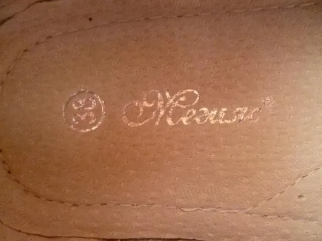 Scarpe da donna & #13; & #13; «Unknown» — foto 2 dell'alert A12/1344/12