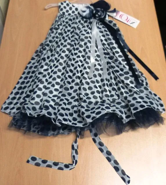 Abito da ragazza «Unknown» — foto 2 dell'alert A12/1121/14