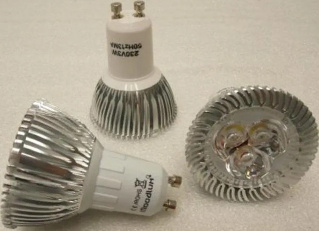 Lampadina del LED & #13; & #13; «Unknown» — foto 3 dell'alert A12/0483/13