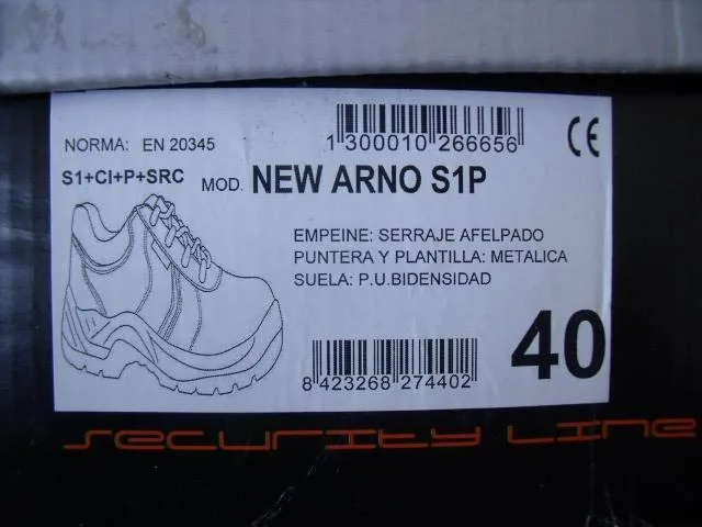 Scarpe di sicurezza «Unknown» — foto 1 dell'alert A12/0509/14