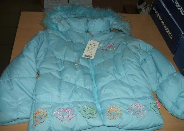 Cappotto per bambini & #13; & #13; «Unknown» — foto 2 dell'alert A12/1117/12