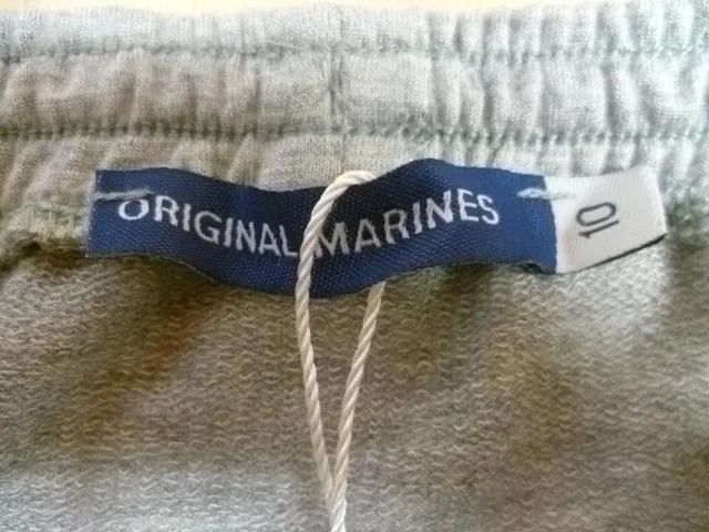 Gonna delle ragazze &amp; #13; &amp; #13; «Unknown» (Original Marines)