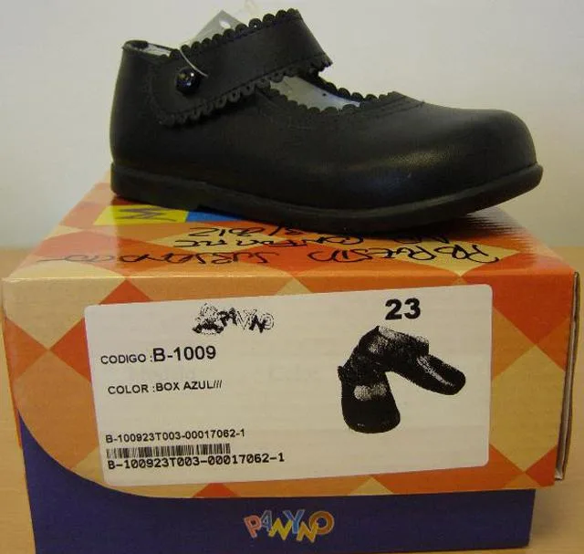 Scarpe per bambini & #13; & #13; «Unknown» — foto 2 dell'alert A12/1169/12