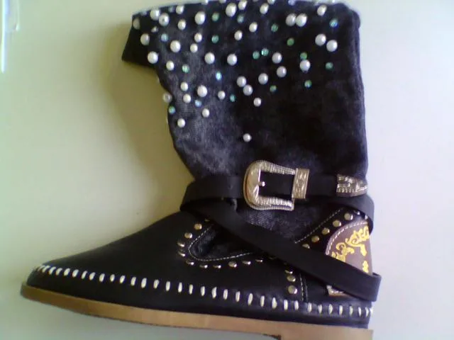 Scarpe & #13; & #13; «Unknown» — foto 3 dell'alert A12/0381/13