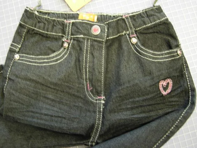 Jeans per bambini «Unknown» — foto 2 dell'alert A12/2000/13