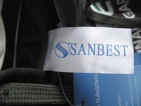 Set di abbigliamento per ragazzi «Unknown» — foto 3 dell'alert A12/1405/15