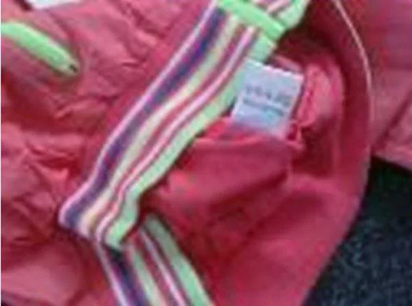 Giacca per bambini «Unknown» — foto 2 dell'alert A12/0030/15