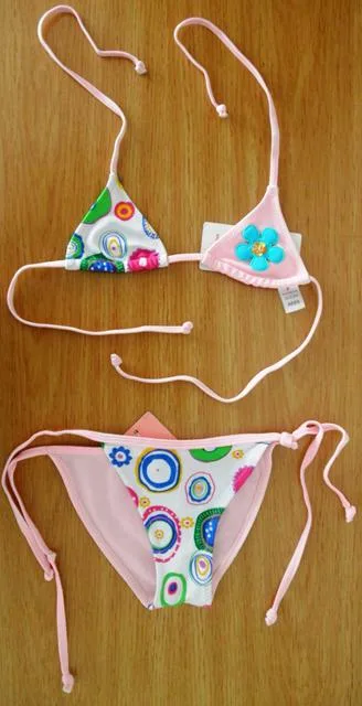 Bikini da ragazza «Unknown» — foto 2 dell'alert A12/1001/13
