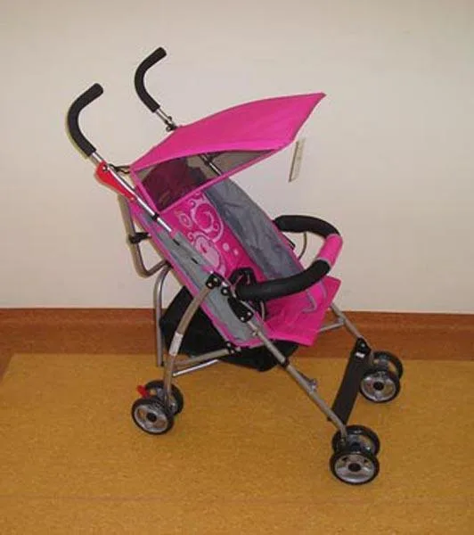 Passeggino «Unknown» — foto 2 dell'alert A12/0308/15