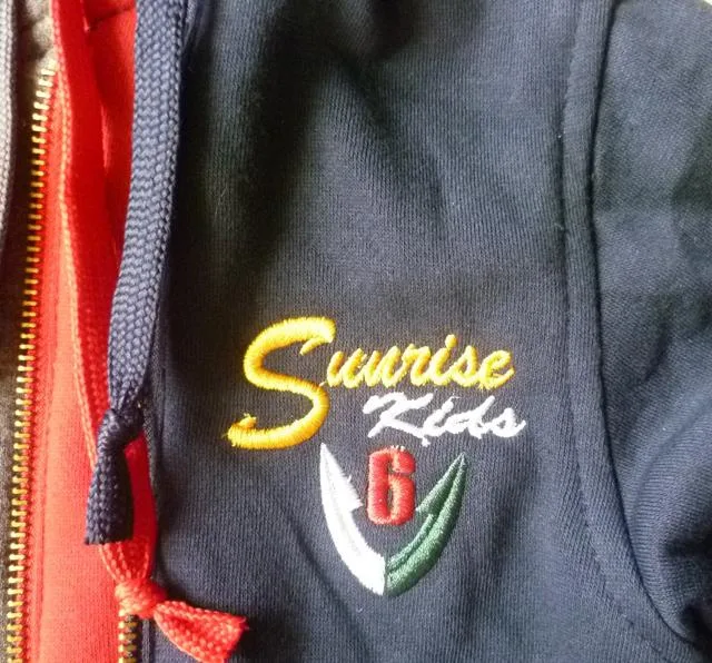 Felpa per bambini &amp; #13; &amp; #13; «Unknown» (Sunrise Kids)