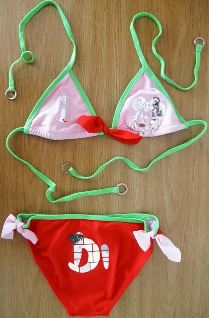 Bikini da ragazza «Unknown» — foto 2 dell'alert A12/1000/13