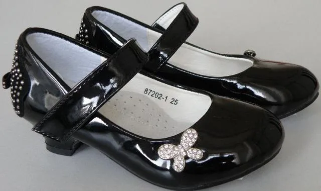 Scarpe da donna & #13; & #13; «Unknown» — foto 2 dell'alert A12/0288/13