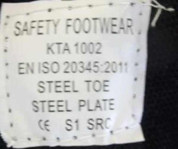 Scarpe di sicurezza «Unknown» — foto 3 dell'alert A12/0937/15