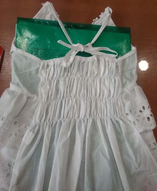 Abito da ragazza «Unknown» — foto 2 dell'alert A12/2131/14
