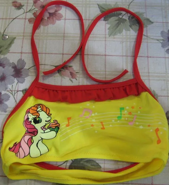Bikini da ragazza «Unknown» — foto 2 dell'alert A12/1298/14