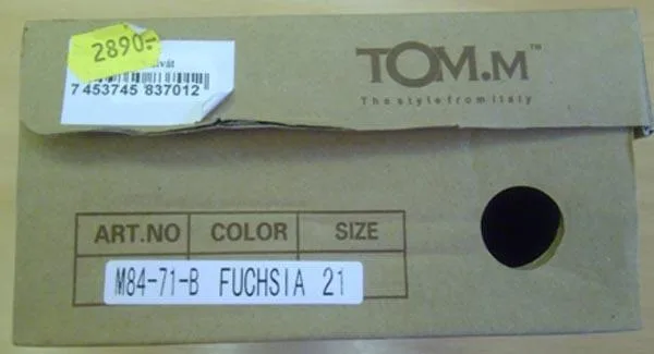Scarpe da donna «Unknown» — foto 2 dell'alert A12/1213/15