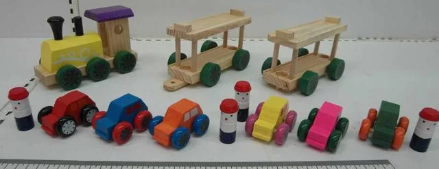 Treno in legno «Unknown» (Toys - Hipo - Mikro Trading)