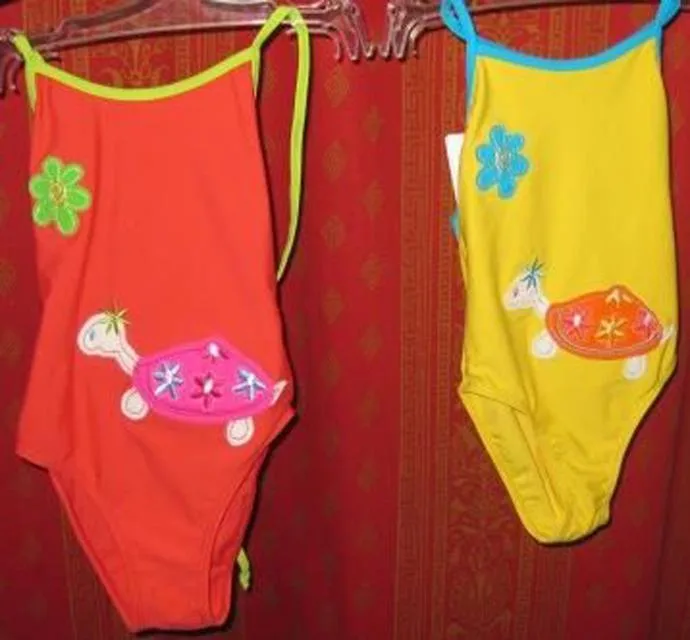 Costume da bagno per ragazze «Unknown» — foto 2 dell'alert A12/0245/13