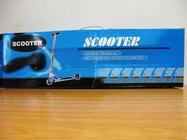 Scooter giocattolo «Unknown» — foto 2 dell'alert A11/0019/14