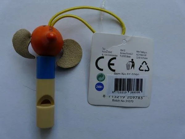 Fischio di plastica «Unknown» (Unknown)