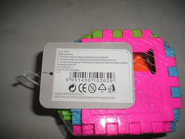 Giocattolo didattico in plastica «Unknown» — foto 4 dell'alert A12/1118/15