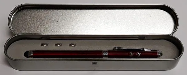 Puntatore laser «unknown» — foto 2 dell'alert A12/1776/19