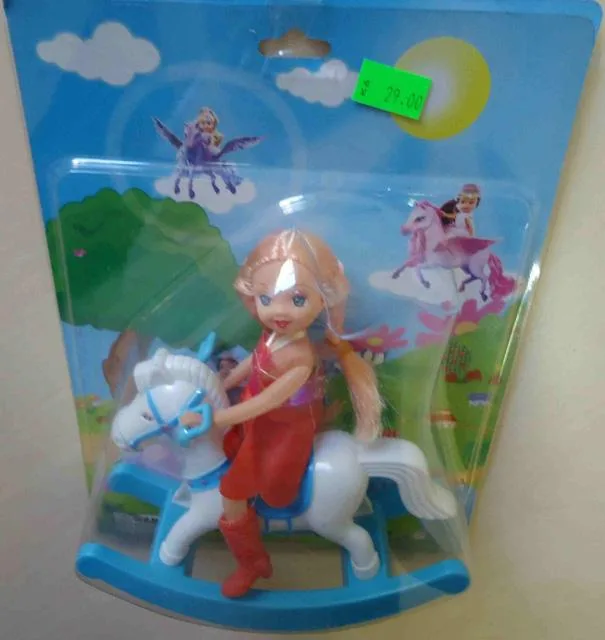 Bambola con cavallo «Unknown» (Unknown)