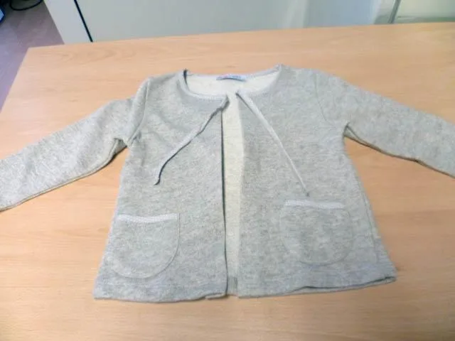 Set di abbigliamento per bambini «Unknown» — foto 2 dell'alert A12/1510/14