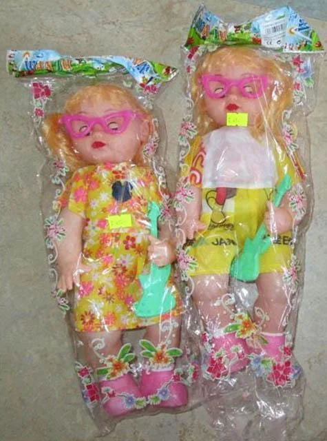 Bambola di plastica «Unknown» (Wan Ju)