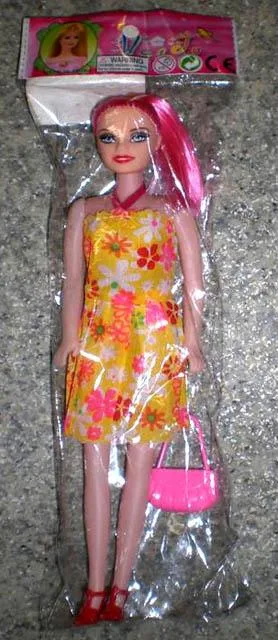 Bambola di plastica «Unknown» (Wan Ju)