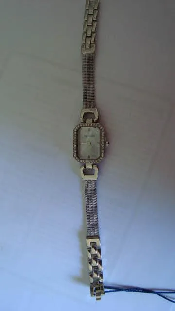 Orologio da donna «Unknown» — foto 4 dell'alert A12/0084/14