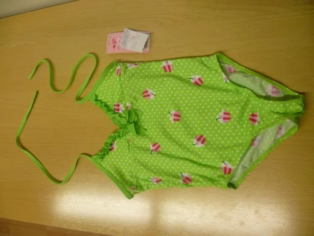 Costume da bagno delle ragazze & #13; & #13; «Unknown» — foto 2 dell'alert A12/1289/12