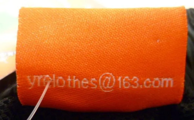 Pantaloni per bambini «Unknown» — foto 3 dell'alert A12/0708/14