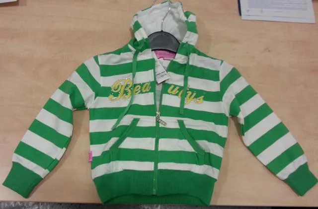 Maglione per bambini «Unknown» — foto 3 dell'alert A12/1095/14