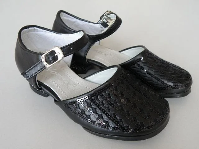 Scarpe da donna & #13; & #13; «Unknown» — foto 3 dell'alert A12/0402/13