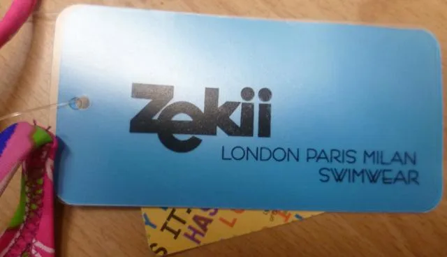Bikini da ragazza «Unknown» — foto 3 dell'alert A12/1389/12