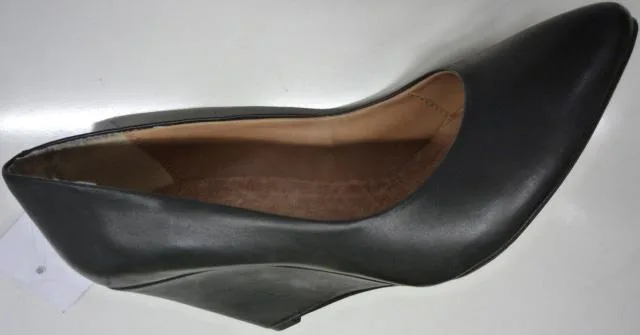 Scarpe da donna «Unknown» — foto 1 dell'alert A12/0592/14