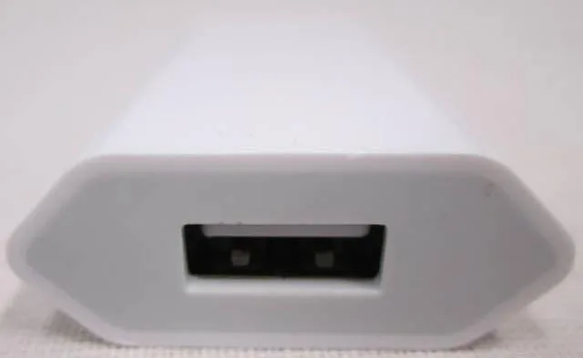 Adattatore per telefono cellulare USB «USB Adapter» — foto 2 dell'alert A12/0528/14