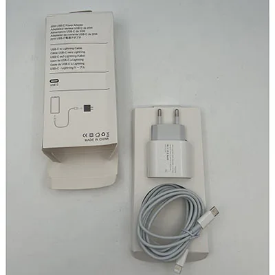 Caricabatterie USB «Usb-c charger for Iphone Usb-c-strømforsyning» — foto 2 dell'alert A12/03424/24