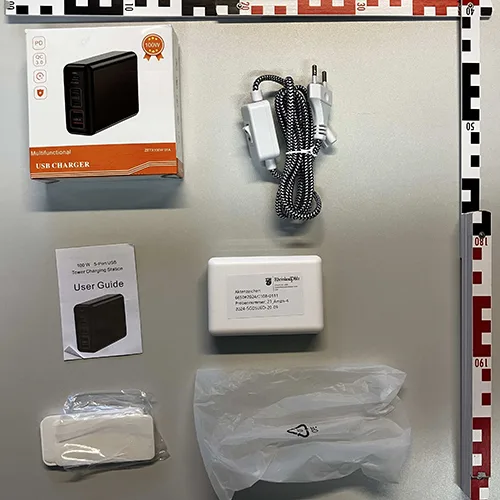 Caricabatterie USB C «USB C Ladegerät 100W, USB C Netzteil 5 Ports mit Schalter, GaN PD 45W Laptop Port, Gefle…» — foto 2 dell'alert SR/02990/25