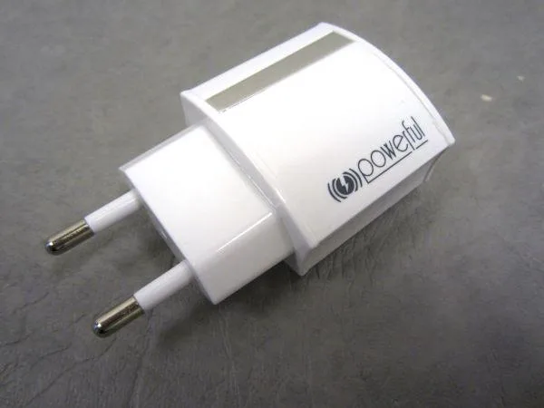 Caricabatterie USB «USB Power Adapter» (Powerful)