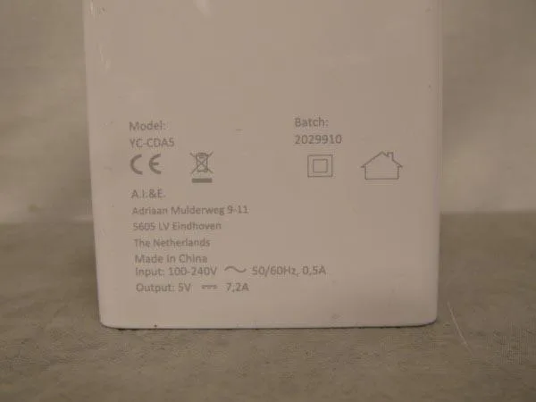 Caricabatterie USB «USB POWER ADAPTOR» — foto 3 dell'alert A12/0165/18
